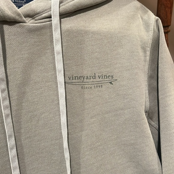 Vineyard Vines Hoodie - Picture 2 of 8